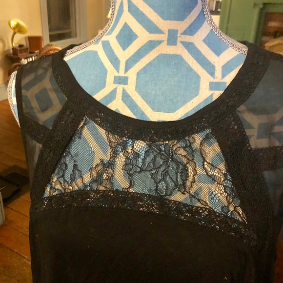 2 Items, Black and Burgundy Lace Yoke Tank H&M XL - Picture 2 of 6